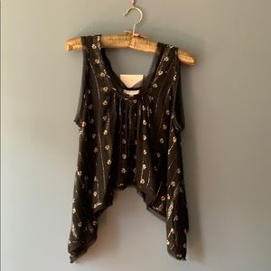 Black cropped top
